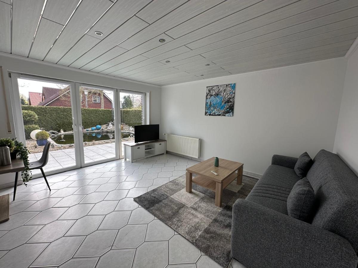 Ferienwohnung Am Hafen Ruestersiel Wilhelmshaven Exterior photo